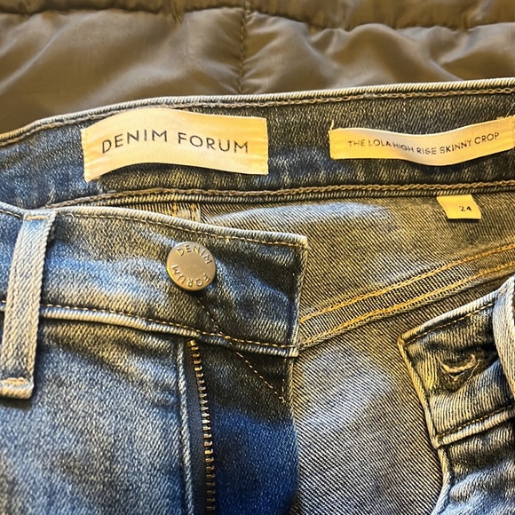 Aritzia Denim Forum Lola high rise skinny crop size 24 - Picture 5 of 5